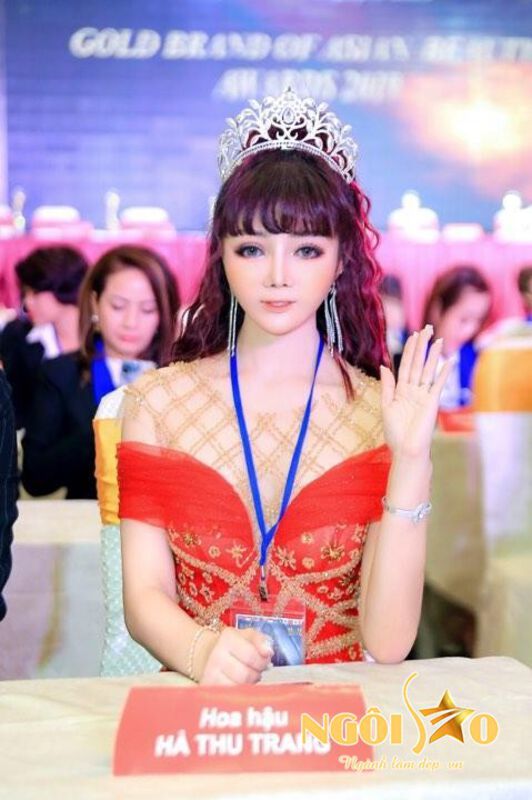  Hoa hậu Hà Thu Trang sở hữu gần 120 cup cùng bằng khen danh giá