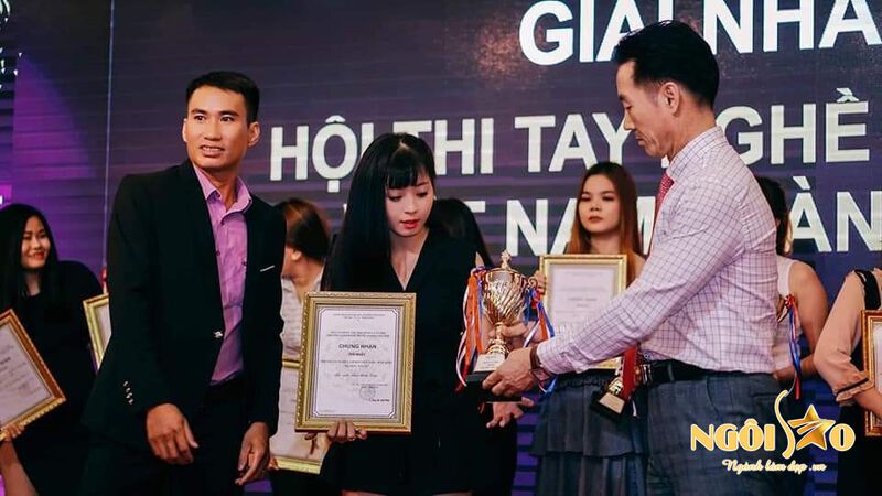​Kỹ thuật vàng châu Á Gold Brand Of Asian Beauty Award gọi tên chuyên gia Như Ý 3