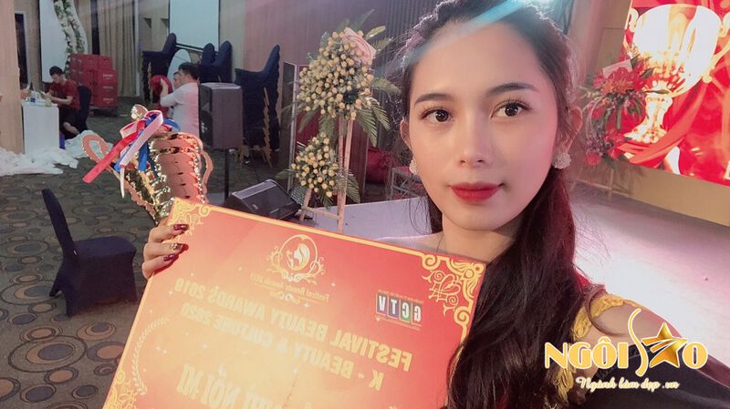 Chuyên gia Vũ Thị Thu Thủy đạt giải nhì nối mi Festival Beauty Awards 2019 1