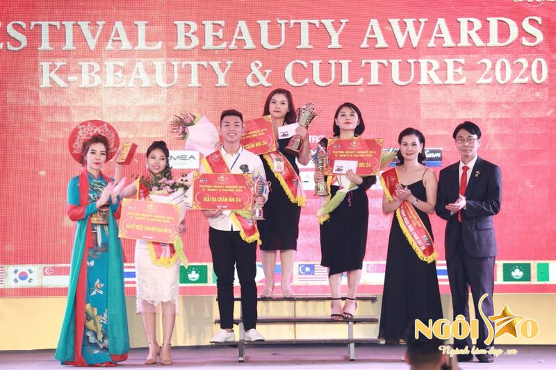 Giải nhất môn chăm sóc da Festival Beauty Awards 2019 gọi tên chuyên gia Nguyễn Thanh Nhật 2