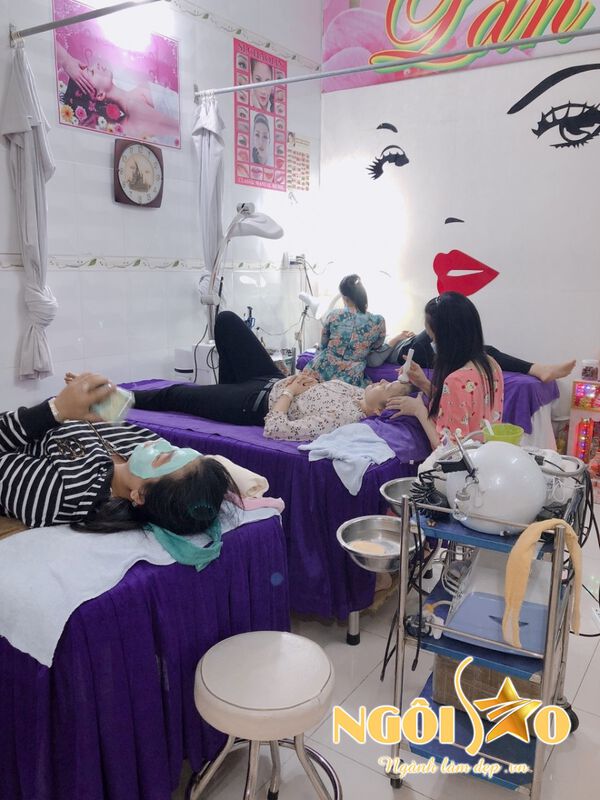 ​Chuyên gia Lê Thị Hồng Thảo – Ứng cử viên sáng giá của giải thưởng Bàn tay vàng môn Make up 4