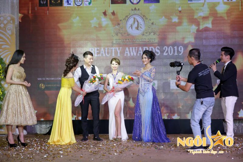 Tấm lòng vàng của Nam vương ngành làm đẹp Việt Nam Nguyễn Hoàng Minh tại Beauty Award 2019 3